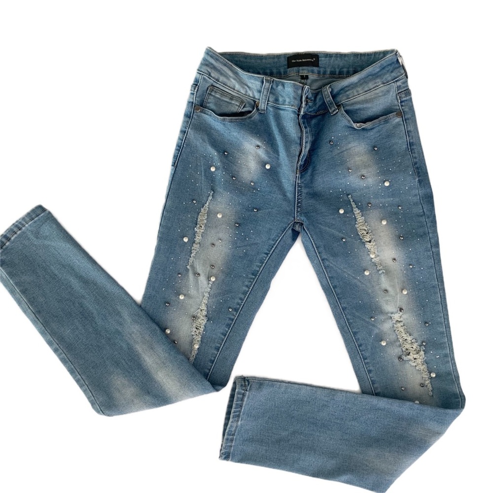 Distressed Embellished Blue Jeans Size  7